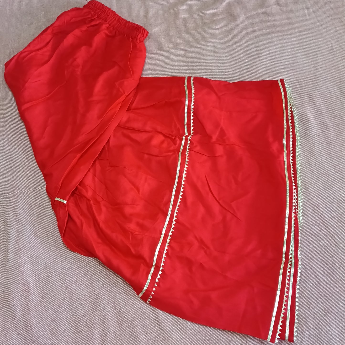 Fusionn Clickbait Rayon Red Sharara