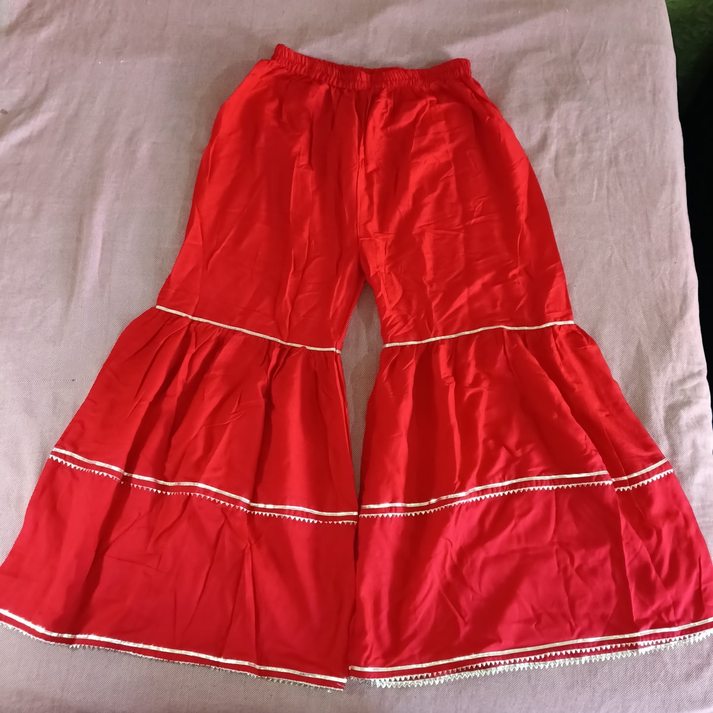 Fusionn Clickbait Rayon Red Sharara