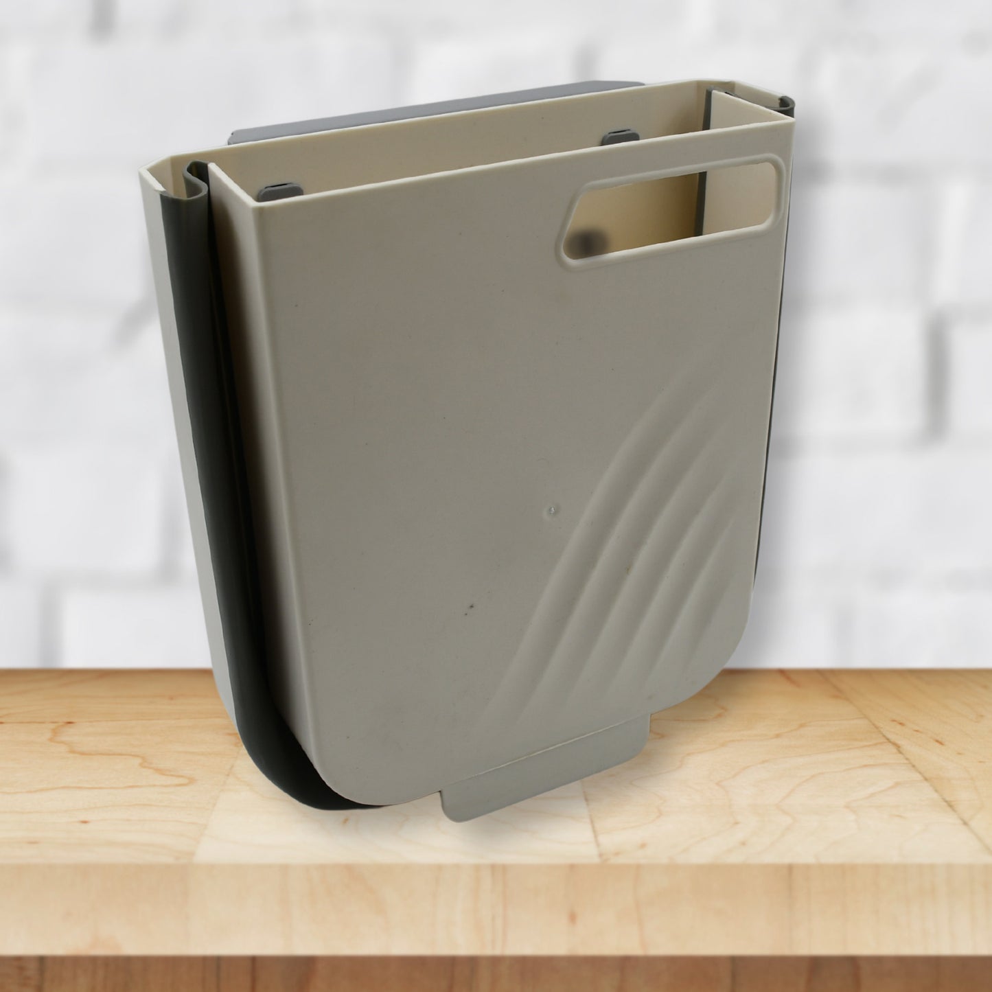 Hanging Trash Can For Kitchen Cabinet Door